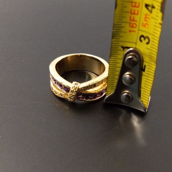 Amethyst with White Zirconia Woman Ring - Picture 5 of 7